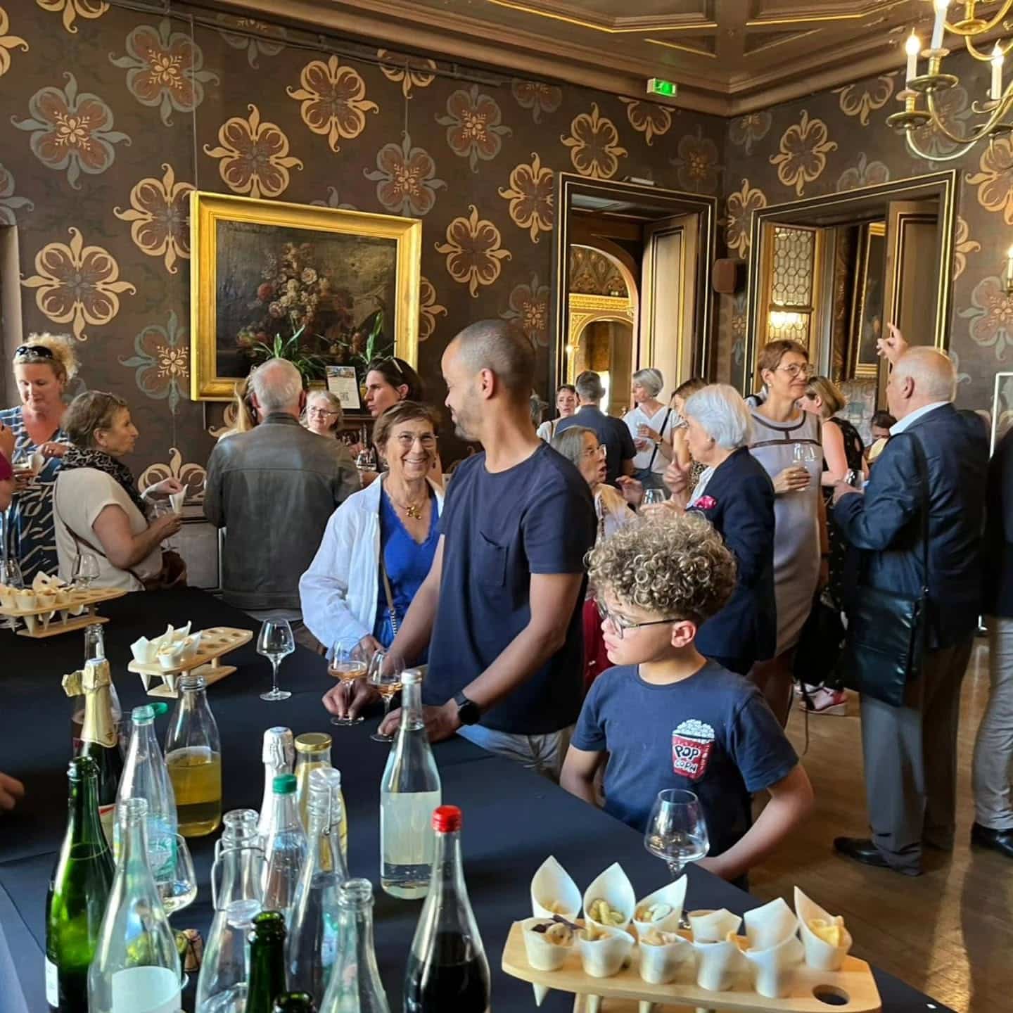 8: cocktail offert par la mairie